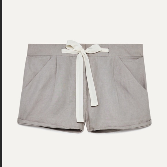 Aritzia Wilfred Allegra Short - Picture 2 of 5